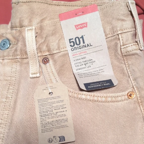 NWT Levi's 501 Original Straight Leg Jeans in Tan - Picture 3 of 5
